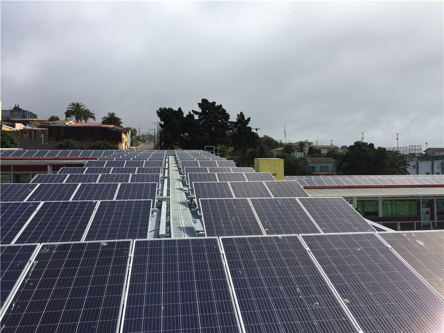 Chile Minergia - Liceo de Valparaiso metal roof project